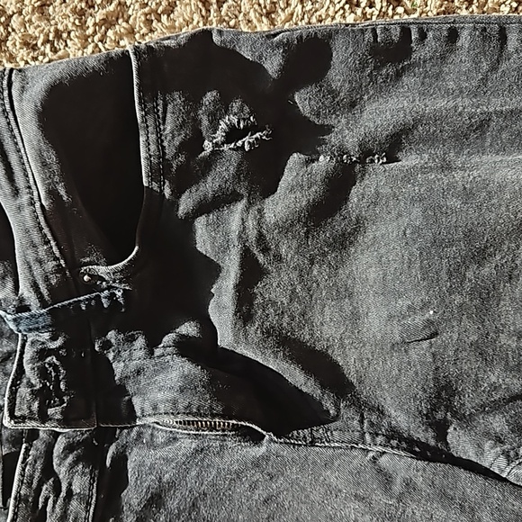 Ring of Fire black distressed jeans, size 34x30 - Picture 3 of 9